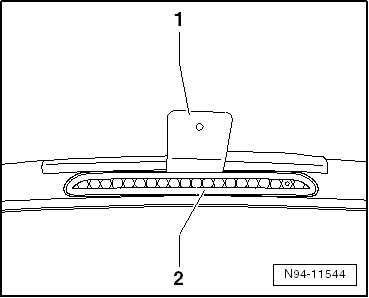 Lampe für hochgesetztes Bremslicht -M25- aus- und einbauen