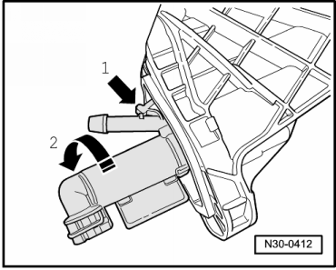 Geberzylinder bei ausgebautem Lagerbock aus- und einbauen (bis 05 03)