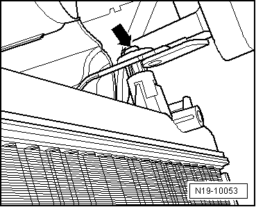 Ladeluftkühler aus- und einbauen, Passat, Touran