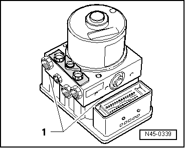 Steuergerät für ABS -J104- von der Hydraulikeinheit für ABS -N55- abschrauben